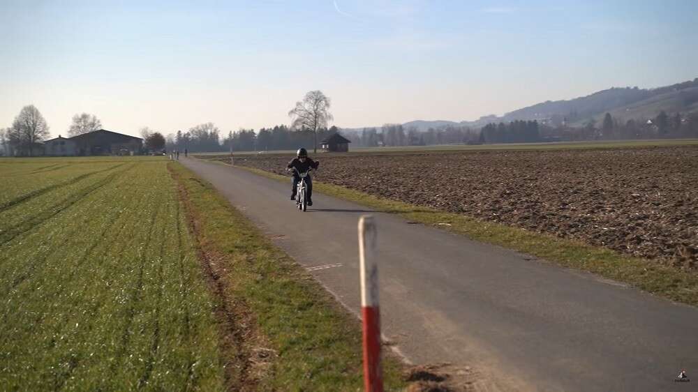 Gerade die Sicherheit muss bei jedem stets oberste Priorität haben Gerade die Sicherheit muss bei jedem stets oberste Priorität haben