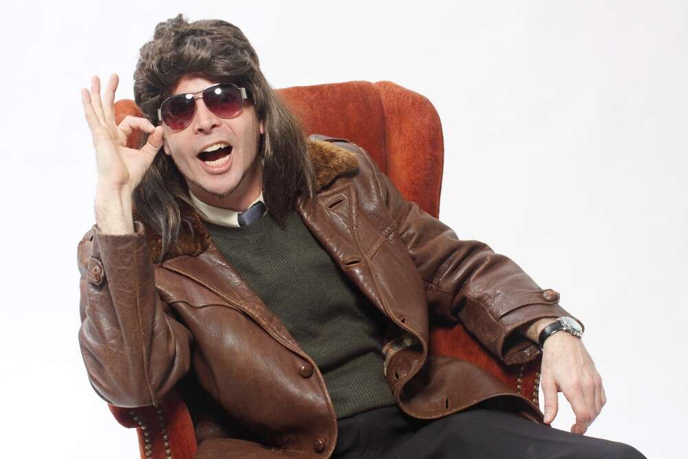 Die 70er-Jahre Frisur unter einem Helm zu verstecken war einfach zu schade Die 70er-Jahre Frisur unter einem Helm zu verstecken war einfach zu schade