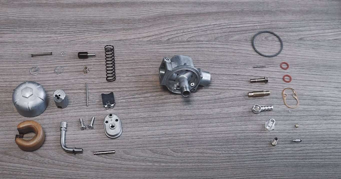 Alle Teile des Vergasers in der Übersicht Alle Teile des Vergasers in der Übersicht