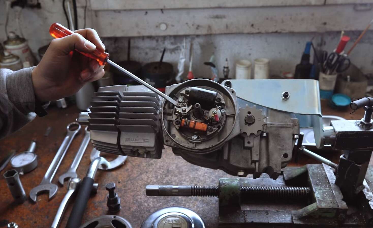 So funktioniert die Unterbrecherzündung So funktioniert die Unterbrecherzündung