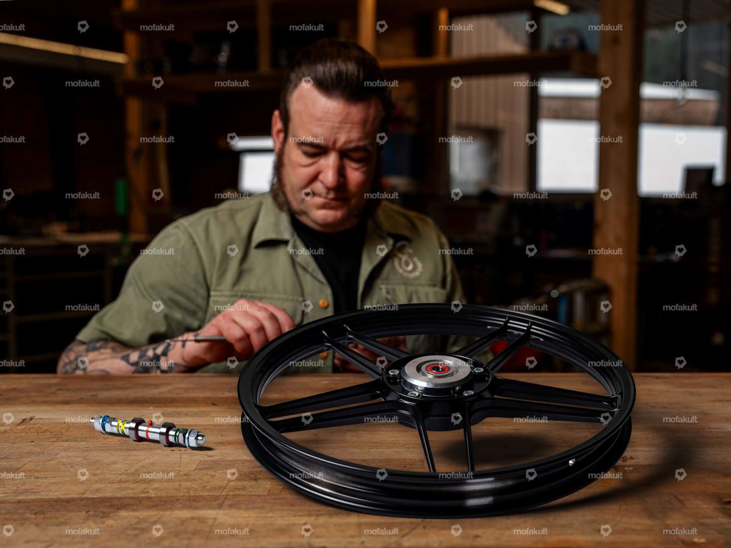 Siggnature hub revision cast wheel front | Puch Maxi Carousel Image 1