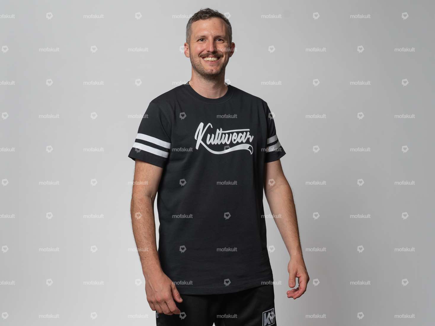 KULTWEAR T-Shirt "Crew" black / white Carousel Image 1