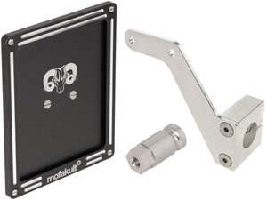 66HEROES license plate holder set incl. frame & mounting pin on the left side (DE version) 66HEROES license plate holder set incl. frame & mounting pin on the left side (DE version)